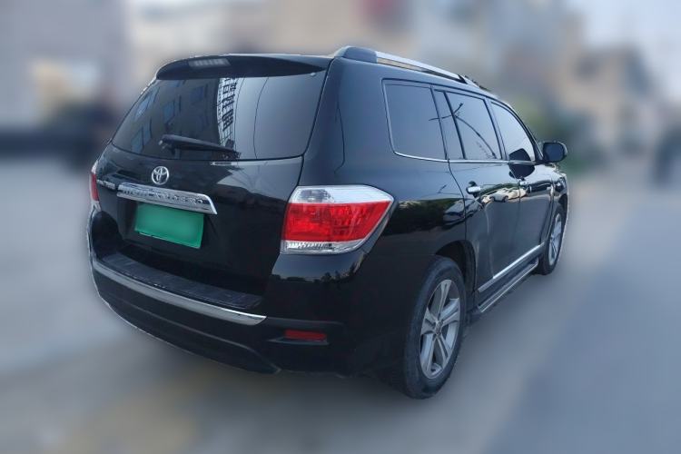 Used Toyota Highlander 2012 2.7L Two-Wheel Drive 7-Seater Ultimate Edition Rear Right 45 Deg