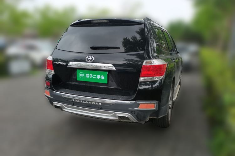 Used Toyota Highlander 2012 2.7L Two-Wheel Drive 7-Seater Luxury Edition Rear Right 45 Deg