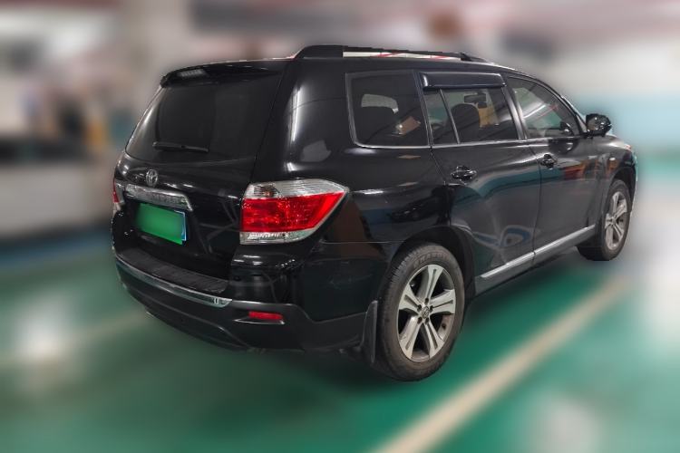 Used Toyota Highlander 2012 2.7L Two-Wheel Drive 7-Seater Luxury Edition Rear Right 45 Deg