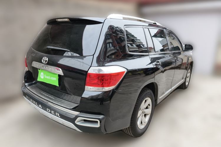 Used Toyota Highlander 2012 2.7L Two-Wheel Drive 7-Seater Elite Edition Rear Right 45 Deg