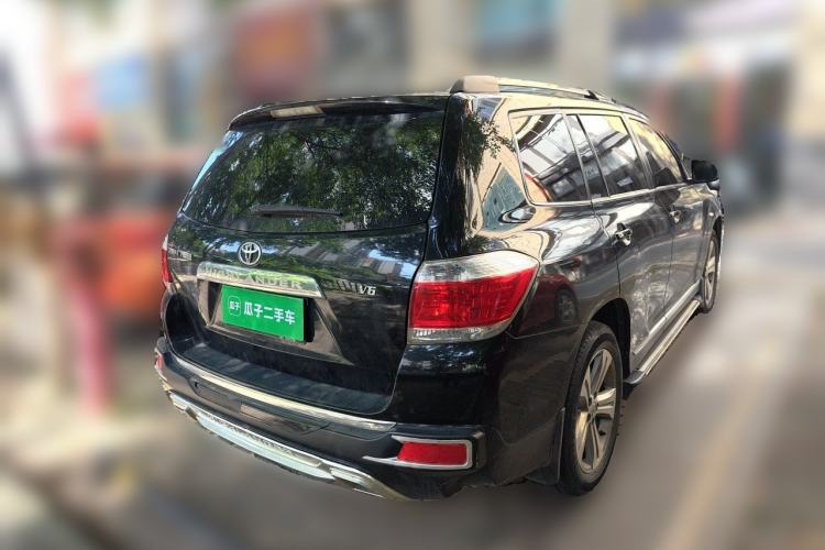 Used Toyota Highlander 2012 2.7L Two-Wheel Drive 7-Seater Luxury Edition Rear Right 45 Deg