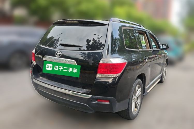 Used Toyota Highlander 2012 2.7L Two-Wheel Drive 7-Seater Luxury Edition Rear Right 45 Deg