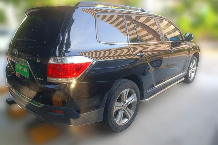 Used Toyota Highlander 2012 2.7L Two-Wheel Drive 7-Seater Luxury Edition Rear Right 45 Deg