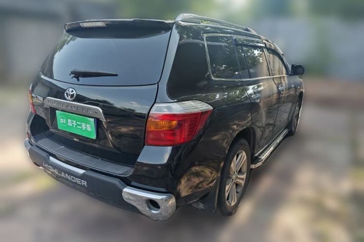 Used Toyota Highlander 2012 2.7L Two-Wheel Drive 7-Seater Luxury Edition Rear Right 45 Deg