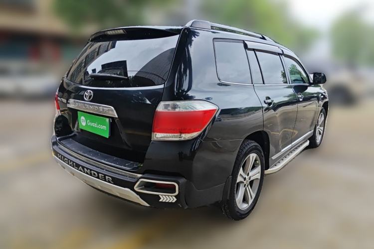 Used Toyota Highlander 2012 2.7L Two-Wheel Drive 7-Seater Luxury Edition Rear Right 45 Deg