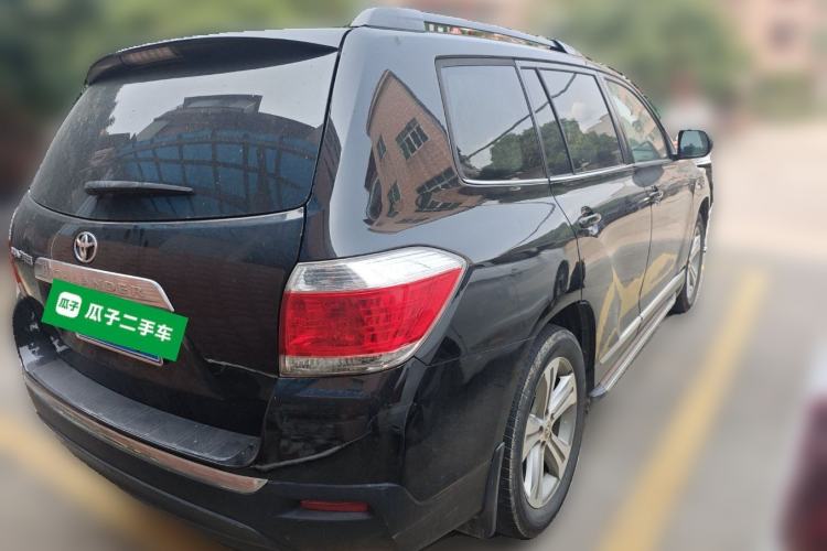 Used Toyota Highlander 2012 2.7L Two-Wheel Drive 7-Seater Luxury Edition Rear Right 45 Deg