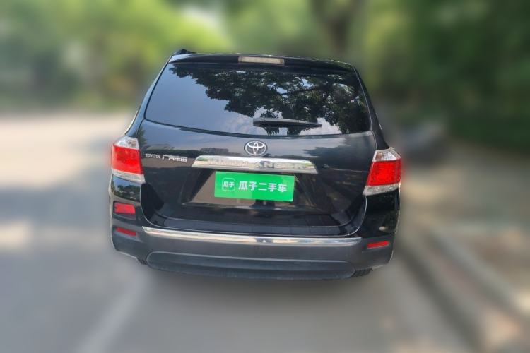Used Toyota Highlander 2012 2.7L Two-Wheel Drive 7-Seater Luxury Navigation Edition Rear