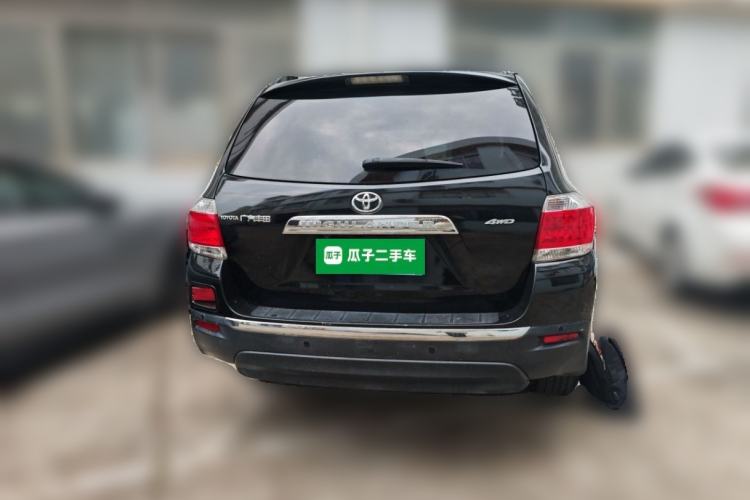 Used Toyota Highlander 2012 2.7L Two-Wheel Drive 7-Seater Elite Edition Rear