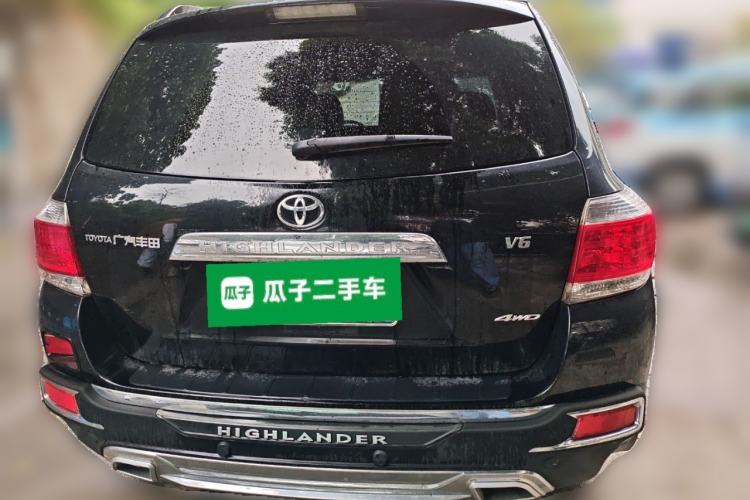 Used Toyota Highlander 2012 2.7L Two-Wheel Drive 7-Seater Luxury Edition Rear
