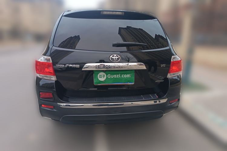 Used Toyota Highlander 2012 2.7L Two-Wheel Drive 7-Seater Luxury Edition Rear