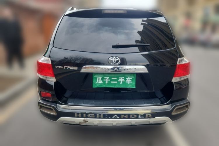 Used Toyota Highlander 2012 2.7L Two-Wheel Drive 7-Seater Luxury Edition Rear