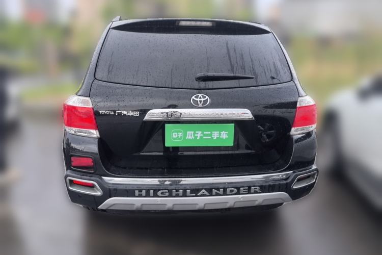 Used Toyota Highlander 2012 2.7L Two-Wheel Drive 7-Seater Luxury Edition Rear