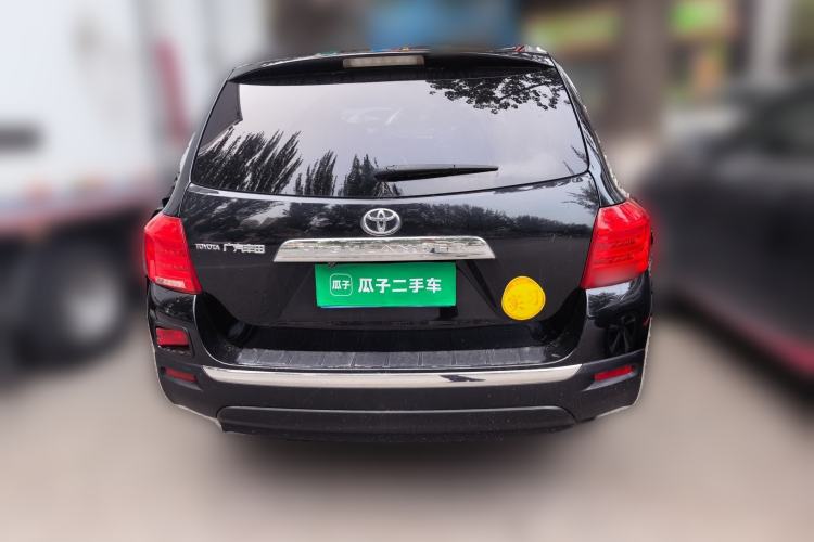 Used Toyota Highlander 2012 2.7L Two-Wheel Drive 7-Seater Elite Edition Rear