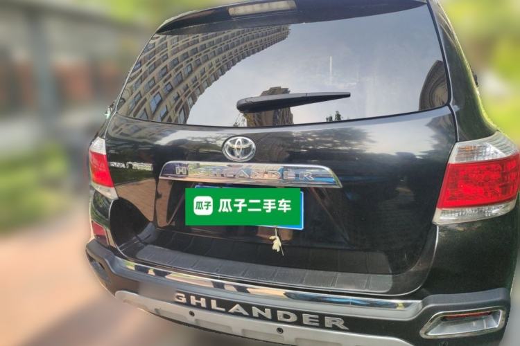 Used Toyota Highlander 2012 2.7L Two-Wheel Drive 7-Seater Luxury Edition Rear