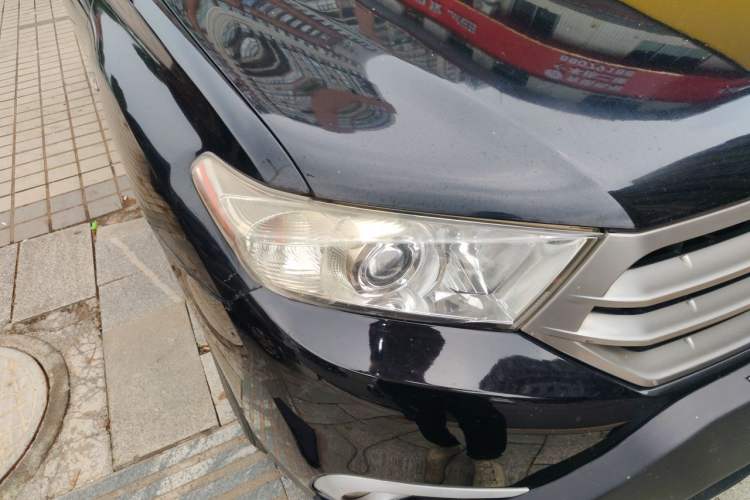 Used Toyota Highlander 2012 2.7L 2WD 5-Seater Elite Edition Right Front Headlight