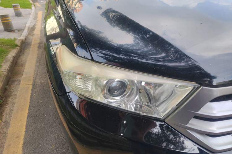 Used Toyota Highlander 2012 3.5L 4x4 7-Seater Luxury Edition Right Front Headlight