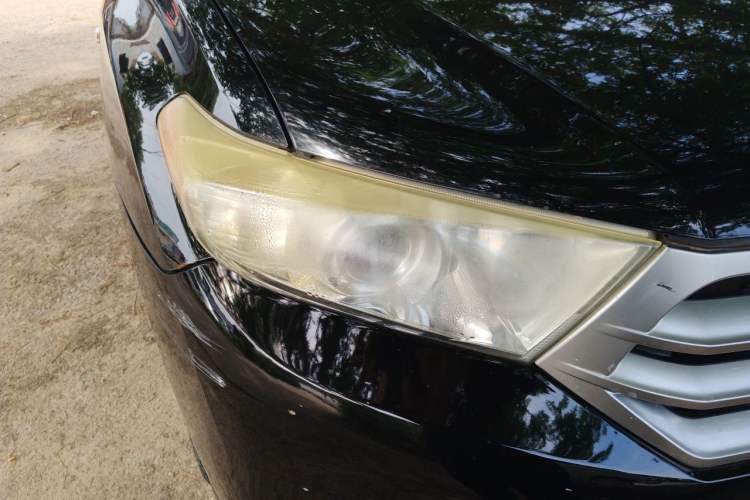 Used Toyota Highlander 2012 2.7L 2WD 5-Seater Elite Edition Right Front Headlight