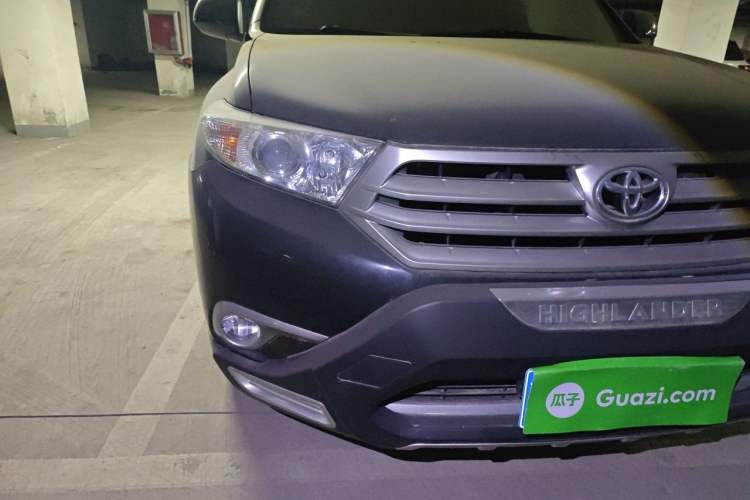 Used Toyota Highlander 2012 2.7L 2WD 5-Seater Elite Edition Right Front Headlight