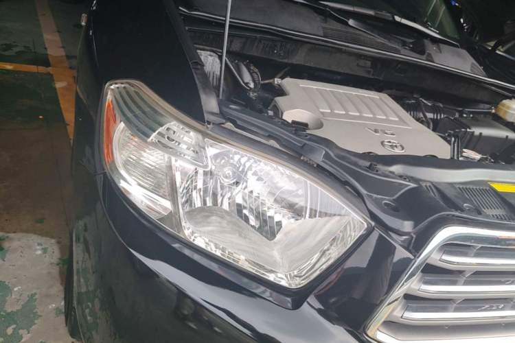Used Toyota Highlander 2012 3.5L 4x4 7-Seater Ultimate Edition Right Front Headlight