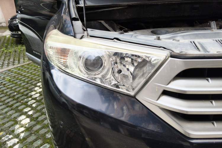 Used Toyota Highlander 2012 2.7L 2WD 5-Seater Elite Edition Right Front Headlight