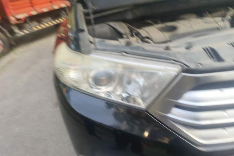 Used Toyota Highlander 2012 2.7L 2WD 5-Seater Elite Edition Right Front Headlight