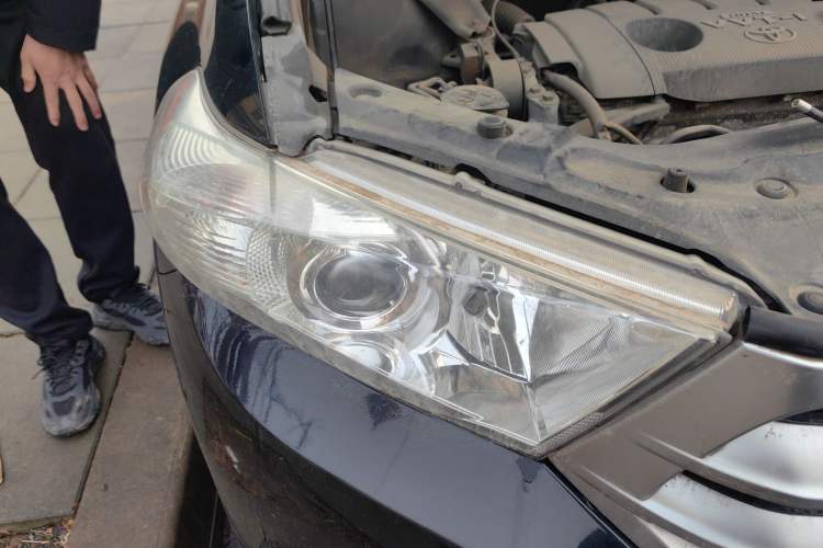 Used Toyota Highlander 2012 2.7L 2WD 5-Seater Elite Edition Right Front Headlight