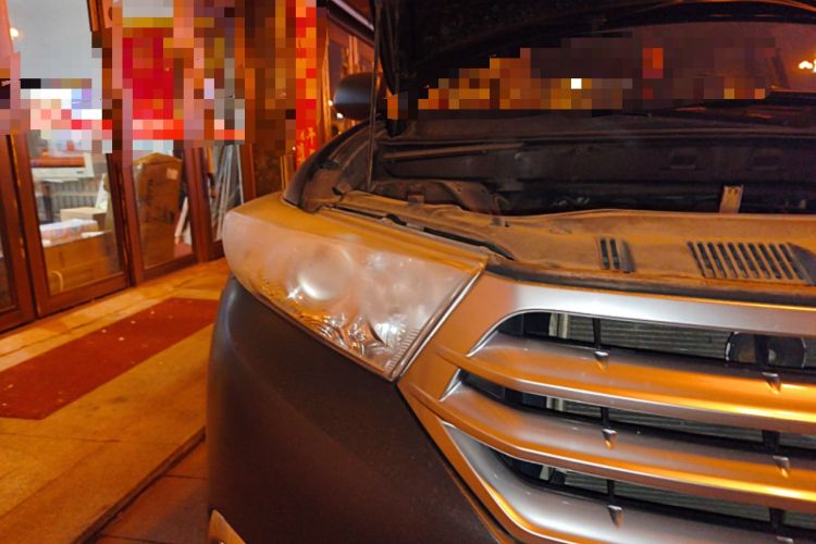 Used Toyota Highlander 2012 2.7L Two-Wheel Drive 7-Seater Luxury Edition Right Front Headlight