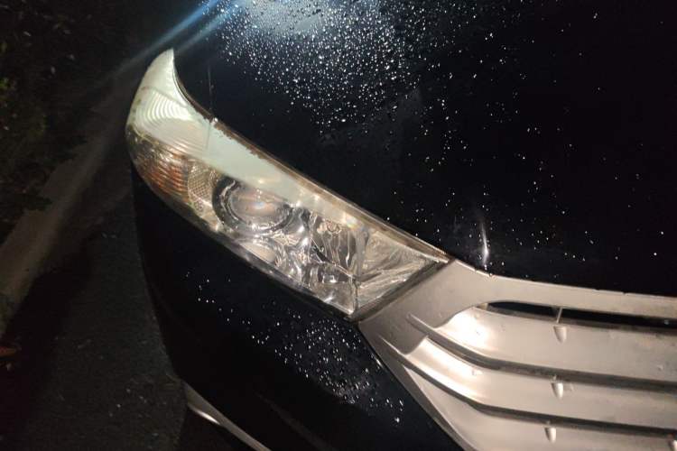 Used Toyota Highlander 2012 2.7L Two-Wheel Drive 5-Seater Sport Edition Right Front Headlight