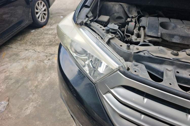 Used Toyota Highlander 2012 2.7L Two-Wheel Drive 7-Seater Elite Edition Right Front Headlight