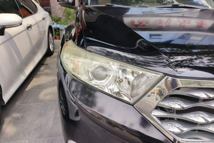 Used Toyota Highlander 2012 2.7L Two-Wheel Drive 7-Seater Elite Edition Right Front Headlight