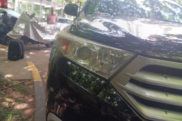 Used Toyota Highlander 2012 2.7L 2WD 5-Seater Elite Edition Right Front Headlight