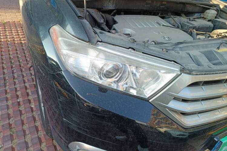 Used Toyota Highlander 2012 3.5L 4x4 7-Seater Luxury Edition Right Front Headlight