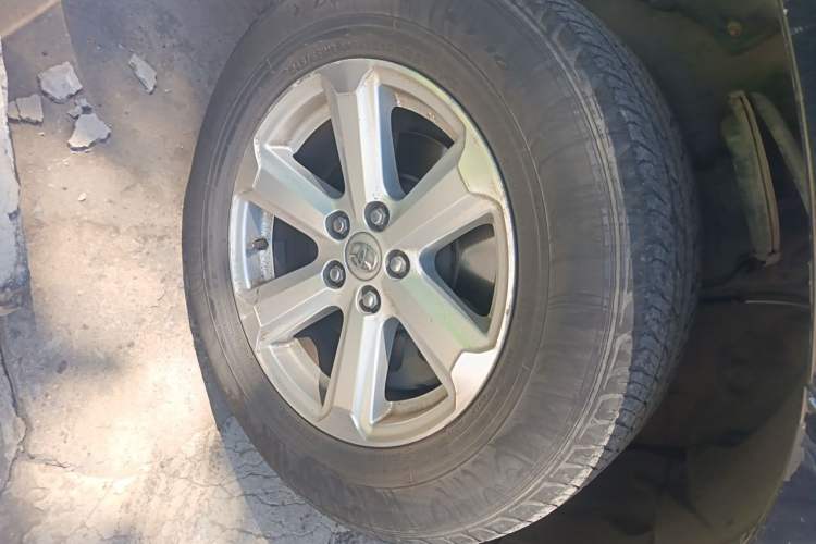 Used Toyota Highlander 2012 2.7L 2WD 5-Seater Elite Edition Right Front Wheel Hub