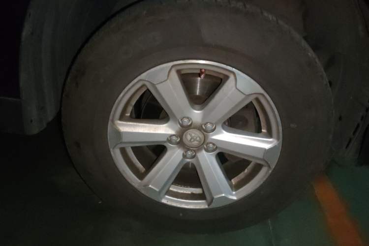 Used Toyota Highlander 2012 2.7L 2WD 5-Seater Elite Edition Right Front Wheel Hub