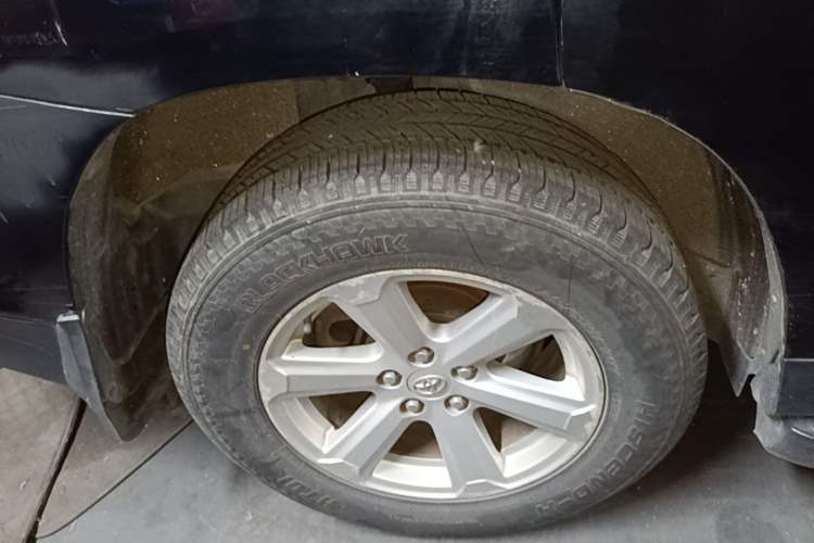 Used Toyota Highlander 2012 2.7L 2WD 5-Seater Elite Edition Right Rear Wheel Hub