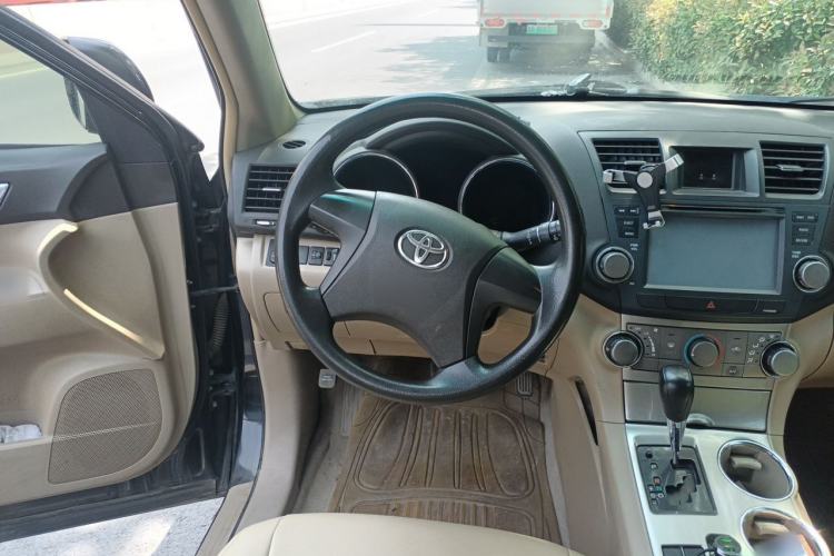 Used Toyota Highlander 2012 2.7L 2WD 5-Seater Elite Edition Steering Wheel
