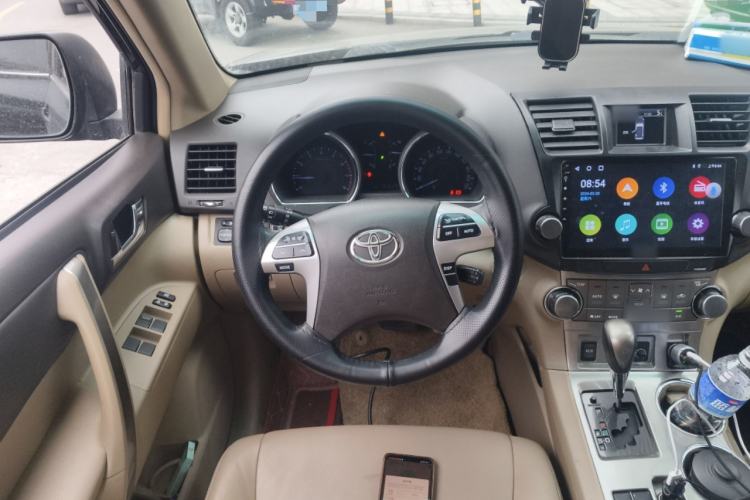Used Toyota Highlander 2012 2.7L Two-Wheel Drive 7-Seater Luxury Edition Steering Wheel