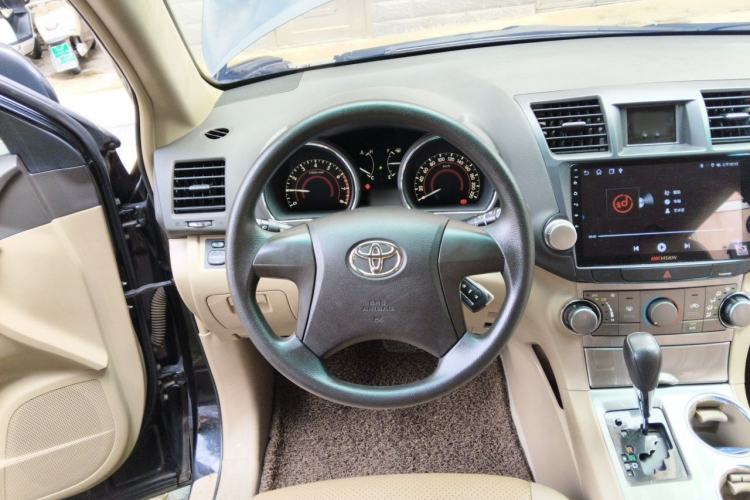 Used Toyota Highlander 2012 2.7L 2WD 5-Seater Elite Edition Steering Wheel
