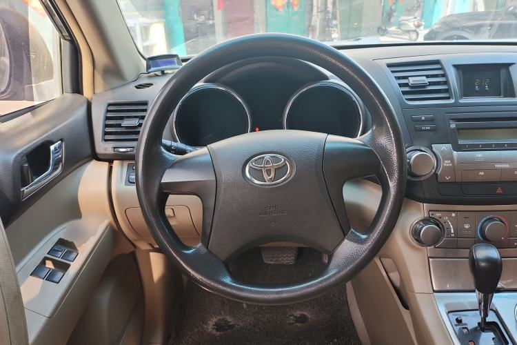 Used Toyota Highlander 2012 2.7L 2WD 5-Seater Elite Edition Steering Wheel