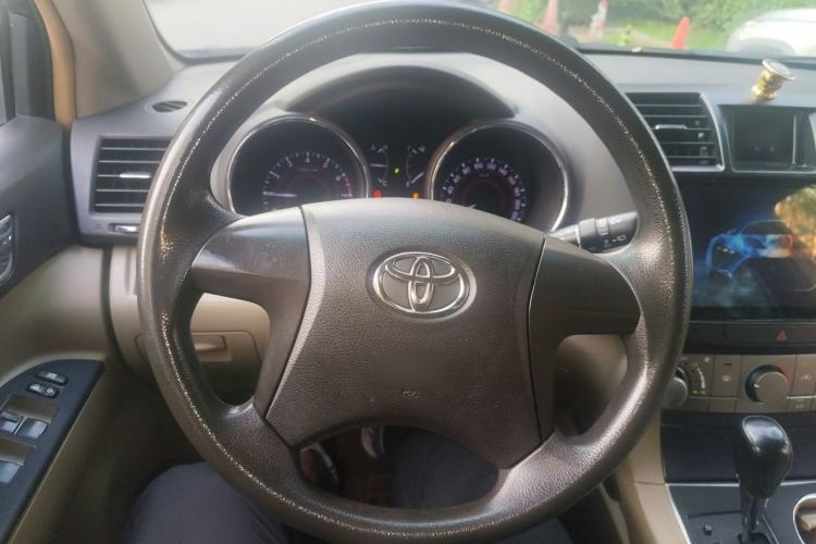 Used Toyota Highlander 2012 2.7L 2WD 5-Seater Elite Edition Steering Wheel