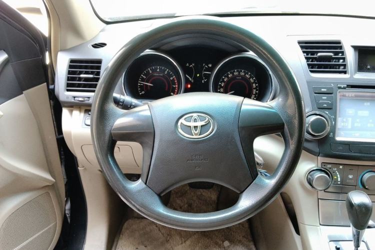 Used Toyota Highlander 2012 2.7L 2WD 5-Seater Elite Edition Steering Wheel