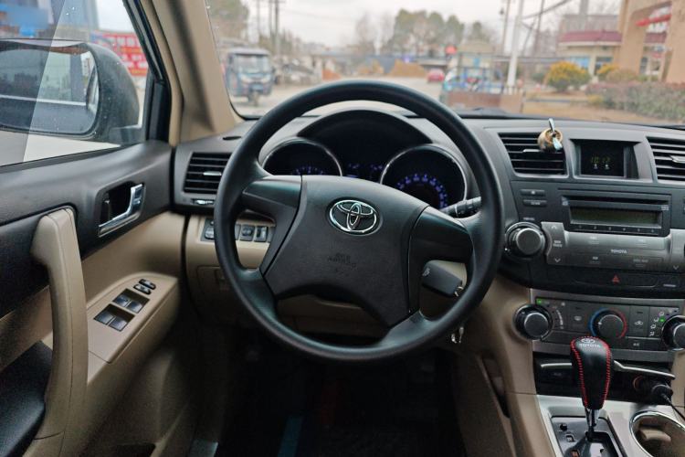 Used Toyota Highlander 2012 2.7L 2WD 5-Seater Elite Edition Steering Wheel