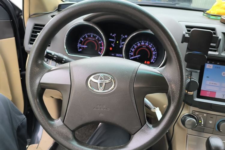 Used Toyota Highlander 2012 2.7L 2WD 5-Seater Elite Edition Steering Wheel