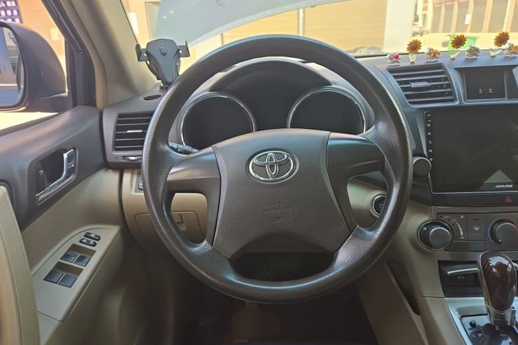Used Toyota Highlander 2012 2.7L 2WD 5-Seater Elite Edition Steering Wheel