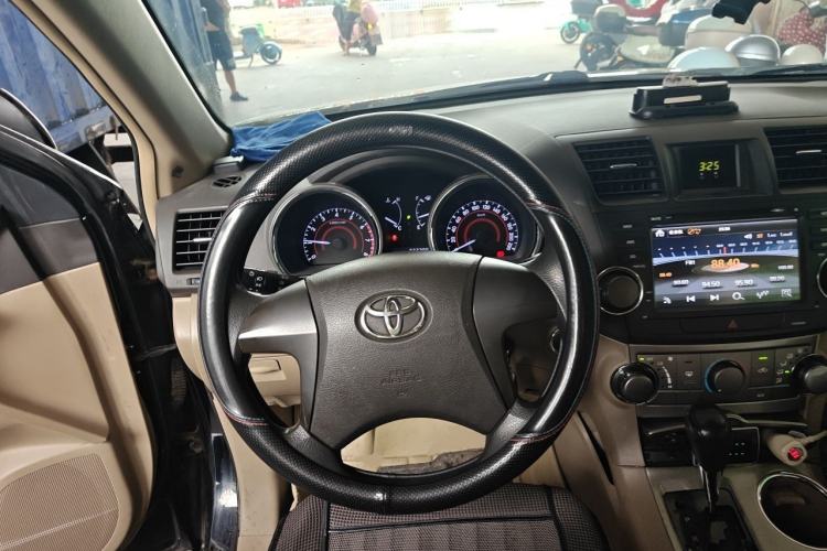Used Toyota Highlander 2012 2.7L 2WD 5-Seater Elite Edition Steering Wheel