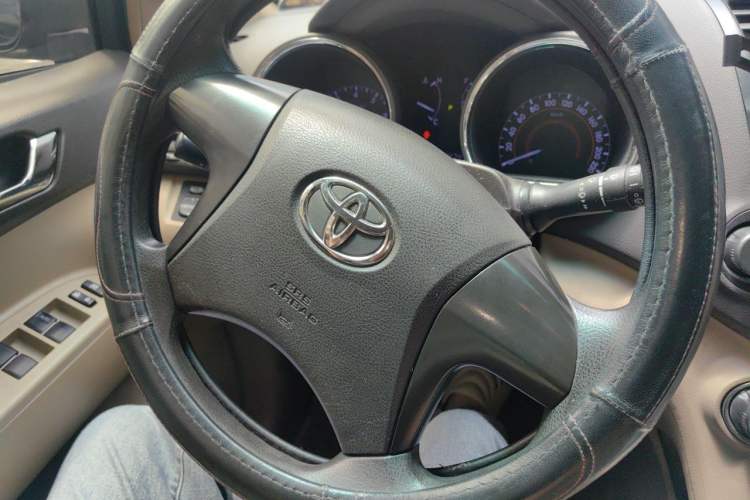 Used Toyota Highlander 2012 2.7L 2WD 5-Seater Elite Edition Steering Wheel