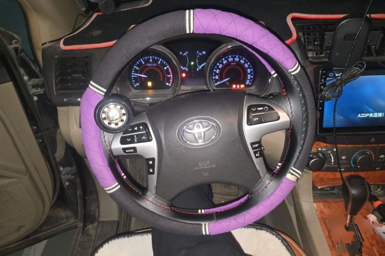 Used Toyota Highlander 2012 2.7L Two-Wheel Drive 7-Seater Elite Edition Steering Wheel