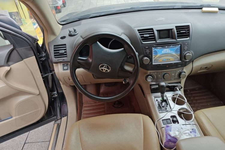 Used Toyota Highlander 2012 2.7L 2WD 5-Seater Elite Edition Steering Wheel