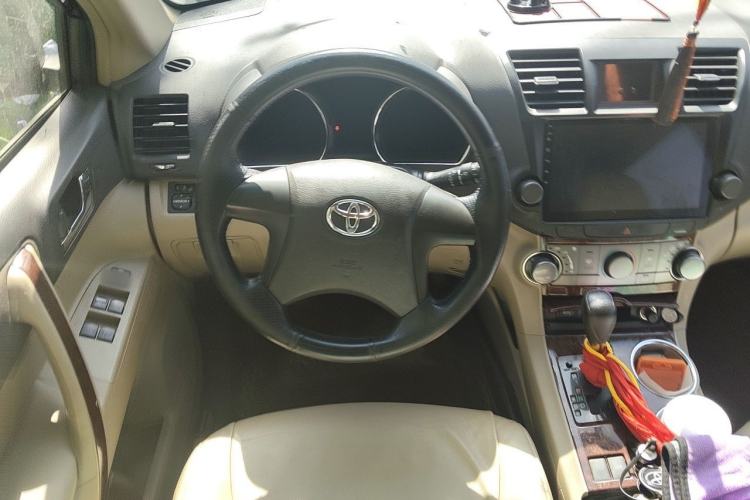 Used Toyota Highlander 2012 2.7L 2WD 5-Seater Elite Edition Steering Wheel