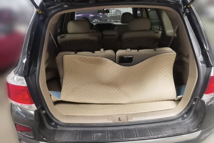 Used Toyota Highlander 2012 3.5L 4x4 7-Seater Elite Edition Trunk